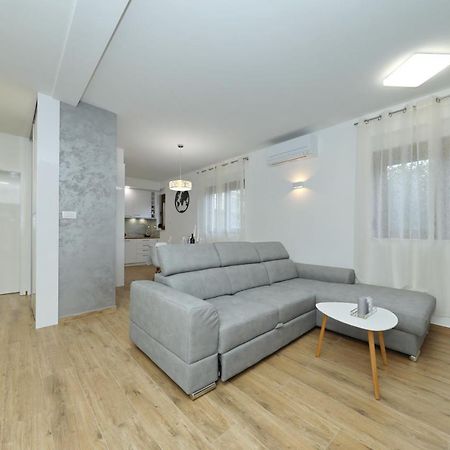 Apartment And Room Mare Задар Экстерьер фото